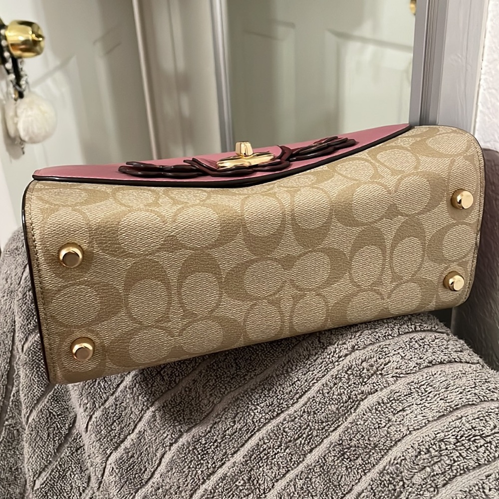 Coach Sig Butterfly🦋App TLY Shoulder Bag. - Picture 6 of 16